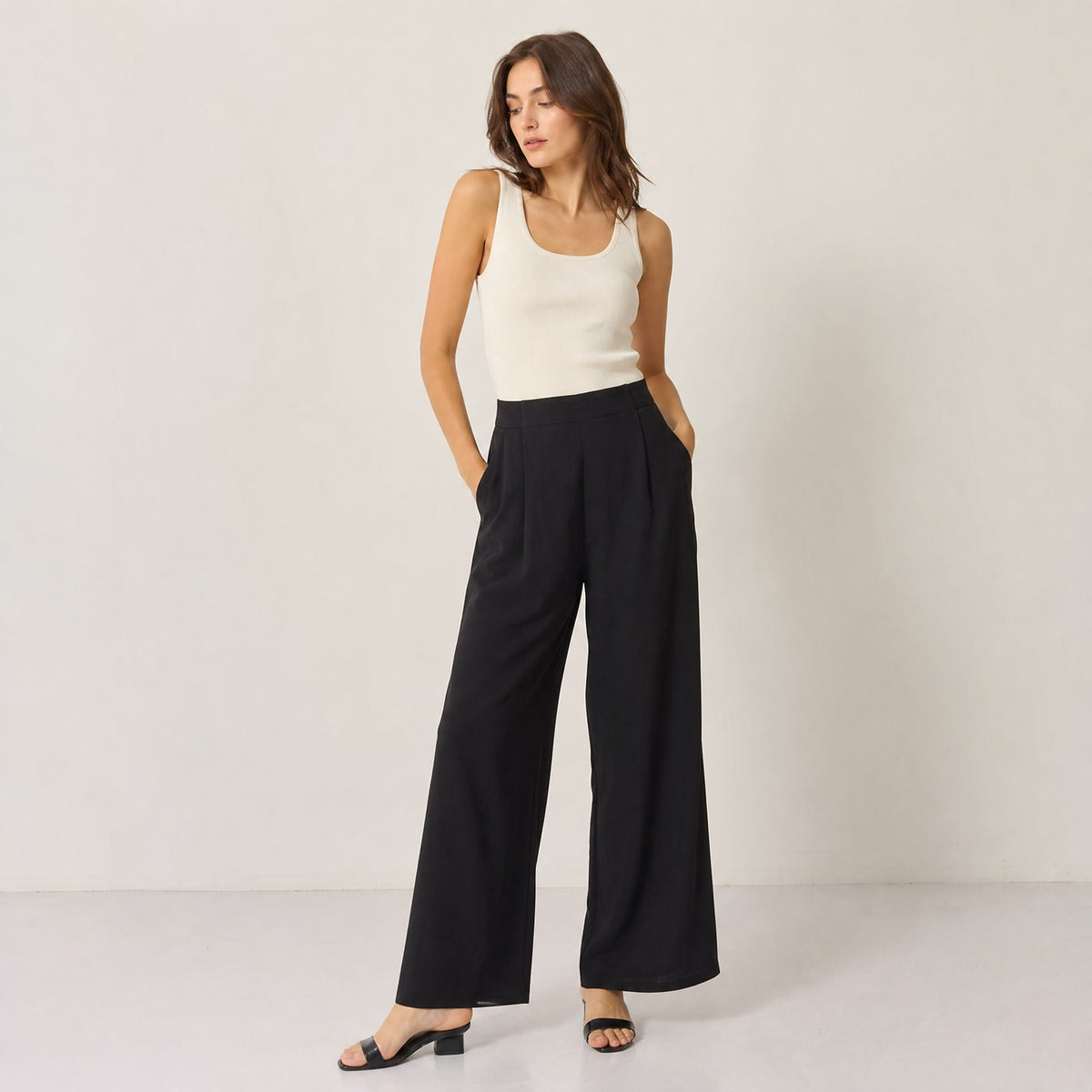 Klara Weite Hose – Schwarz